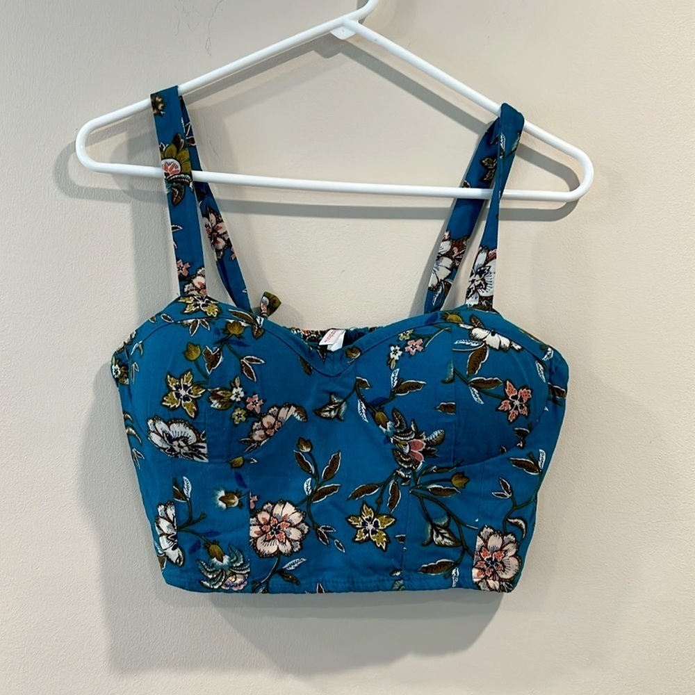 🔥Xhilaration Teal Floral Top🔥